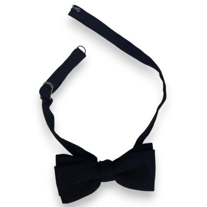 La�o preto masculino