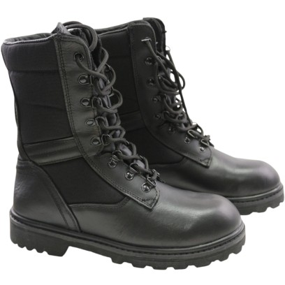 Botas de meio cano com membrana
