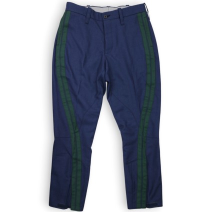 Cales de Grande Uniforme para Oficiais e Sargentos