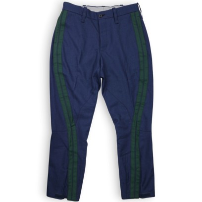 Cales de Grande Uniforme para Oficiais e Sargentos